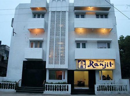 Ranjit Hotel אגרה מראה חיצוני תמונה